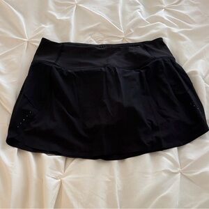 Athleta Black Run With It 14" Skort